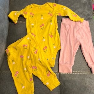 Carters baby girl yellow long sleeve onesie w/ matching pants size 6 months.